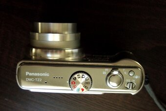 Panasonic DMC-TZ2 a MC-FX3, SAMSUNG  EX1 - 5