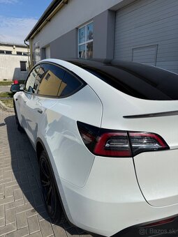 Tesla model Y Long range 09/2022 len 13400km - 5