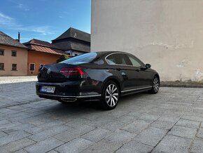 Volkswagen Passat Rline 2018 DSG7 - 5