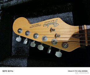 Predám Fender stratocaster relic 1984 , USA - 5