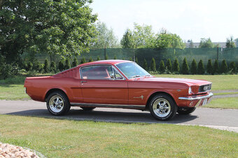 1966 Ford Mustang Fastback 289 V8, 4 rychl. manuál - 5