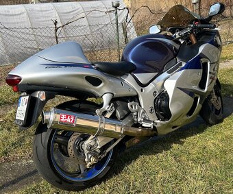 Suzuki GSX-1300R Hayabusa - 5