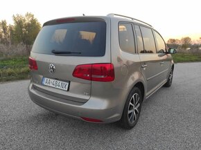 Volkswagen Touran 1.4 TSI, 7 MIEST 137600km - 5