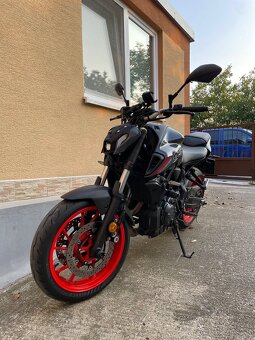 Yamaha MT07 - 5