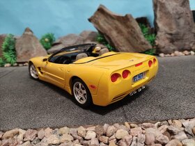 Prodám model 1:18 Chevrolet corvette Cabrio 1998 - 5