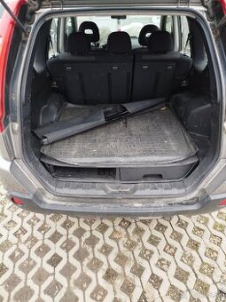 Nissan X-Trail 2.0i 4x4 - 5