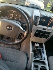 Kia Sorento 2.5 CRDi 4x4 - 5