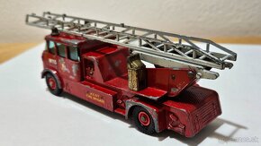 Matchbox Fire Engine  King Size - 5