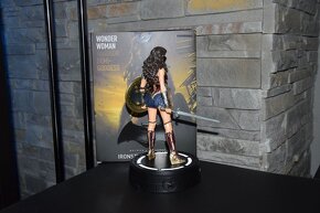 Zberatelska figurka Wonder Woman 1:10 - 5