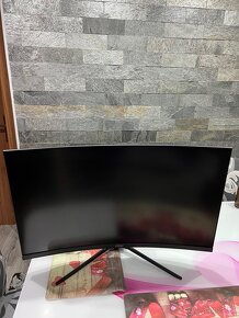 Monitor MSI Optic Mag322CQR - 5