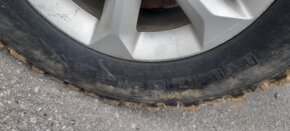 Predám pneu trakker 265/65r17 - 5