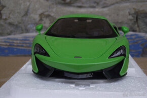 1:18 McLaren 570 - 5