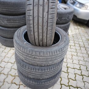 Predám letné Pneumatiky Hankook 215/55R17 - 5