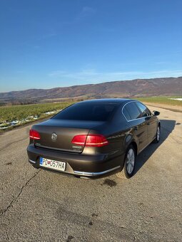 VW Passat B7 sedan - 5