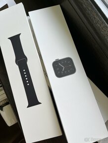 Apple Watch SE 44mm - 5