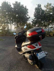 Predám Yamaha X-Max 125 - 5