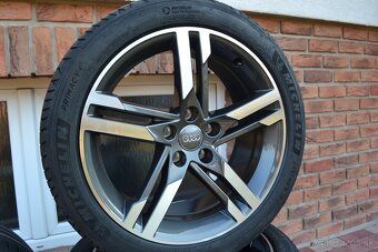 5x112 R18 Letna sada Org. Audi A4 b9 + 245/40 R18 Michelin - 5