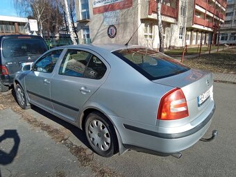 Škoda Octavia 1,6 i 75kw r.v.2008 - 5