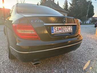 MERCEDES BENZ C220D AMG LINE / FACELIFT / AUTOMAT - 5