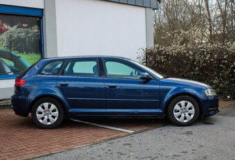 Audi A3 Sportback 1.6 TDI 105k DPF Ambiente - 5