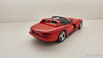 1:18 DODGE VIPER RT/10 - 5