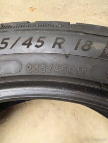 Michelin 235/45 R18 2022 2x=130€ - 5