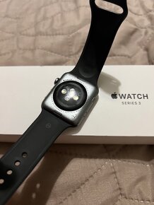 Predám Apple Watch 3 42mm - 5