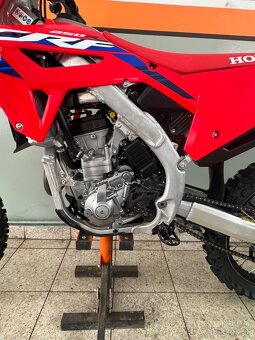 Honda CRF 250 2023 - 5