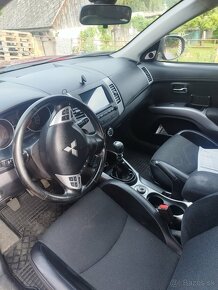 Mitsubishi Outlander 2.2 - 5