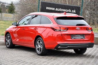 Hyundai i30 CW 1.5i BENZÍN Family SR 2021 DPH - 5