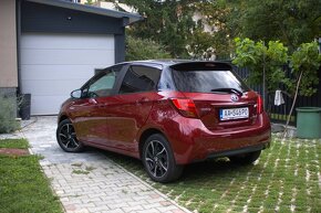 Toyota Yaris 1.5 Hybrid (benzin+el.) Automat - 5