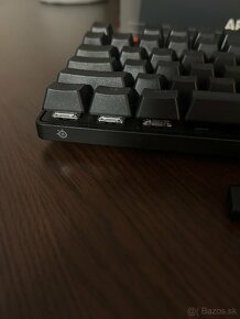 SteelSeries Apex Pro TKL WL (2023) – US - 5