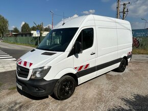 Prenájom skriňovej a plachtovej dodávky Mercedes Sprinter - 5