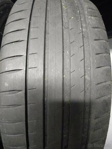 225/40 R18 - 5