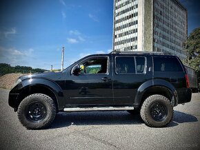 Nissan pathfinder r51 2,5 2006 automat 126kW - 5