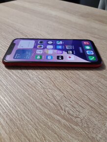 iPhone XR / 64GB Červený prasknutý displej - 5