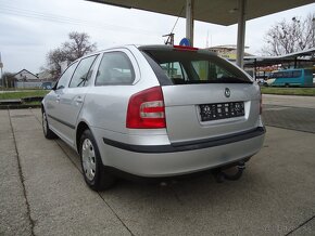 Škoda Octavia Combi 1.9 TDI Elegance DSG - 5