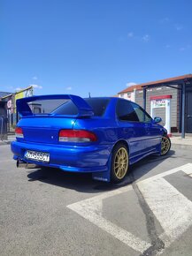 Predám Subaru impreza GT 2000 - 5