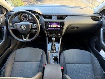 ŠKODA OCTAVIA COMBI 2.0 TDi DSG 2018 - 5