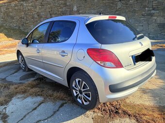 PREDÁM PEUGEOT 207 1,4 70 kW - 5