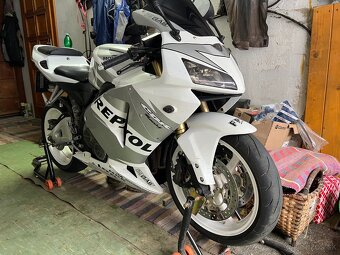 Honda CBR600rr v TP 25kw - 5