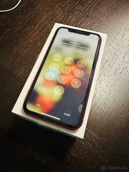 IPhone 11 128gb red product top stav - 5