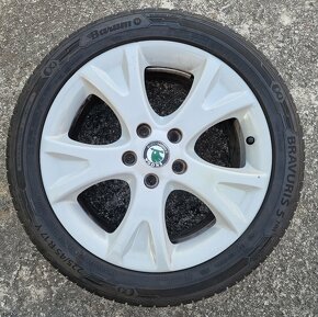 HLINÍKOVÉ DISKY ŠKODA 5x112 R17 S PNEU 225/45 R17 - 5