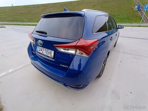 Toyota Auris Touring Sport Hybrid 1,8 - 5