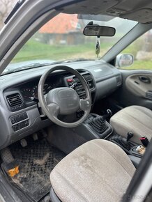 Suzuki Grand Vitara 2.0TD - 5