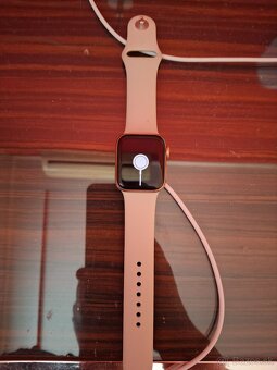 Predam Apple Watch SE 40mm Gold alu starlight GPS - 5