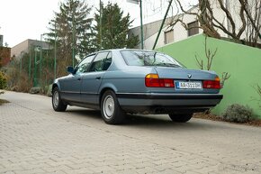 BMW 750i E32 - 5