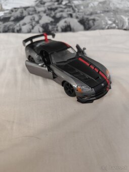 Dodge Viper - 5