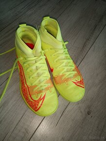 Predám detské halovky NIKE Mercurial - 5