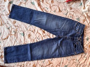 Autentické Levi’s 501 – Nadčasová klasika v top stave - 5